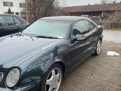 Schwarz Gebraucht 2000 Mercedes CLK200 Coupé | 1.300 € (Superpreis)