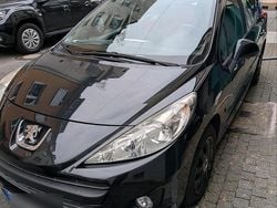 Schwarz Gebraucht 2011 Peugeot 207 Family Kombi | 1.800 € (Fairer Preis)