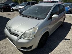 Silver metallic Gebraucht 2009 Toyota Corolla Verso Sol Van / Kleinbus | 3.500 € (Fairer Preis)