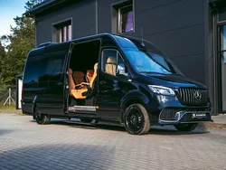 Schwarz Neu 2025 Mercedes Sprinter Business Van | 199.900 €
