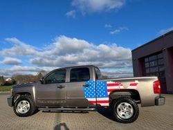 Braun Gebraucht 2013 Chevrolet Silverado SUV | 34.900 € (Fairer Preis)