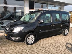 Schwarz Gebraucht 2017 Mercedes Citan 111 Edition Kombi | 15.700 € (Teuer)