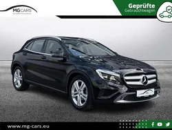 Nachtschwarz Gebraucht 2015 Mercedes GLA220 Urban SUV | 17.950 € (Fairer Preis)