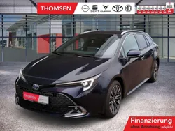 Nagoya blau Neu 2024 Toyota Corolla Team Kombi | 31.445 € (Superpreis)
