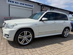 Weiß Gebraucht 2008 Mercedes GLK320 Edition 1 SUV | 9.599 € (Fairer Preis)