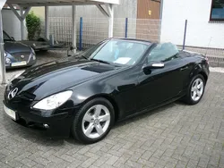 Obsidianschwarz Gebraucht 2008 Mercedes SLK280 Cabrio | 10.950 € (Guter Preis)