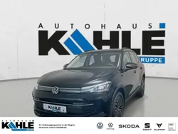 Schwarz Neu 2025 VW Tiguan Life SUV | 43.499 € (Fairer Preis)