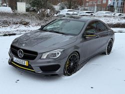 Grau Gebraucht 2013 Mercedes CLA250 AMG line Limousine | 15.900 € (Fairer Preis)