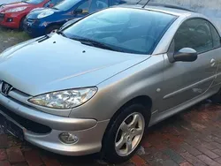 Grau Gebraucht 2005 Peugeot 206 CC Filou Cabrio | 1.950 € (Guter Preis)