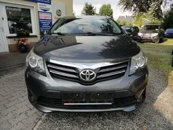 Grau Gebraucht 2015 Toyota Avensis Edition Kombi | 9.995 € (Fairer Preis)