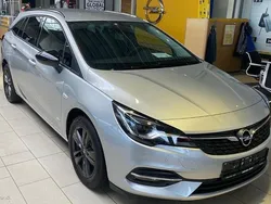 Silber Gebraucht 2022 Opel Astra Design & Tech Kombi | 16.700 € (Guter Preis)