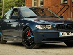 Blau Gebraucht 2002 BMW 318 Limousine | 2.700 € (Fairer Preis)