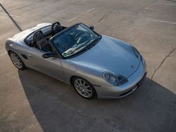Silber Gebraucht 2000 Porsche 986 Boxster Cabrio | 21.600 € (Teuer)