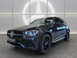 Grau Gebraucht 2022 Mercedes 200 AMG line Plus Coupé | 47.930 € (Guter Preis)