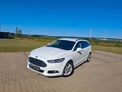 Weiß Gebraucht 2015 Ford Mondeo Titanium Kombi | 10.600 € (Guter Preis)