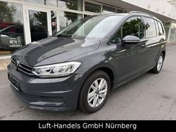 Uranograu Gebraucht 2021 VW Touran Comfortline Van / Kleinbus | 17.480 € (Superpreis)