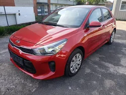 Rot Gebraucht 2018 Kia Rio Limousine | 9.500 € (Guter Preis)