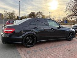 Schwarz Gebraucht 2012 Mercedes E500 AMG Limousine | 17.500 € (Etwas zu teuer)
