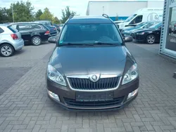 Braun Gebraucht 2014 Skoda Roomster Ambition Kombi | 5.600 € (Fairer Preis)