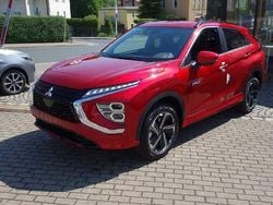 Dynamikrot Gebraucht 2021 Mitsubishi Eclipse Cross Intro Edition SUV | 23.490 € (Fairer Preis)