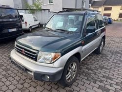 Grün Gebraucht 2003 Mitsubishi Pajero SUV | 3.650 € (Superpreis)