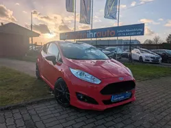 Rot Gebraucht 2016 Ford Fiesta ST-Line Kleinwagen | 7.399 € (Guter Preis)