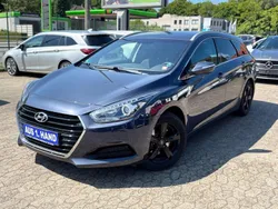 Blau Gebraucht 2017 Hyundai i40 Kombi | 12.490 € (Guter Preis)