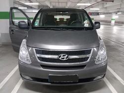Grau Gebraucht 2012 Hyundai H-1 Van / Kleinbus | 10.000 €