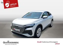 Gletscherweiß metallic Gebraucht 2022 Audi Q4 Sportback e-tron Comfort SUV | 26.888 € (Fairer Preis)