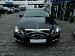 Schwarz Gebraucht 2010 Mercedes E350 Limousine | 15.900 €