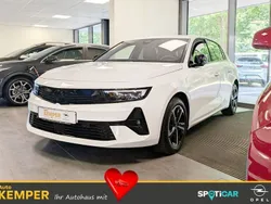 Weiß Gebraucht 2024 Opel Astra Limousine | 22.750 € (Guter Preis)
