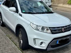 Weiß Gebraucht 2019 Suzuki Vitara Comfort SUV | 15.600 € (Fairer Preis)