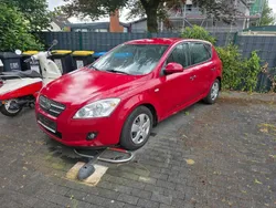 Rot Gebraucht 2009 Kia Ceed 2 Kleinwagen | 3.900 € (Superpreis)