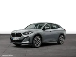 Grau Gebraucht 2024 BMW X2 SUV | 42.142 € (Fairer Preis)