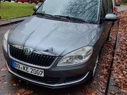 Grau Gebraucht 2011 Skoda Roomster Family Van / Kleinbus | 2.990 € (Guter Preis)