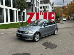 Grau Gebraucht 2005 BMW 118 Kleinwagen | 1.950 € (Fairer Preis)