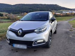 Silber Gebraucht 2015 Renault Captur SUV | 9.500 € (Etwas zu teuer)