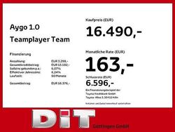 Urban khaki / night sky black Gebraucht 2025 Toyota Aygo X Basis SUV | 16.490 € (Fairer Preis)