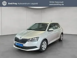 Silber Gebraucht 2021 Skoda Fabia Ambition Limousine | 14.890 € (Fairer Preis)