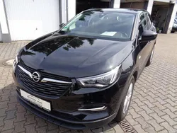 Schwarz Gebraucht 2017 Opel Grandland X SUV | 11.350 € (Fairer Preis)