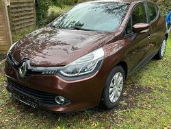 Braun Gebraucht 2013 Renault Clio IV Dynamique Kleinwagen | 6.780 € (Fairer Preis)