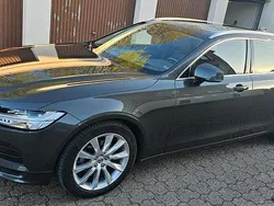 Grau Gebraucht 2018 Volvo V90 Momentum Kombi | 15.990 € (Superpreis)