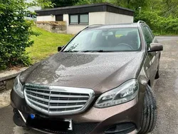 Braun Gebraucht 2014 Mercedes E220 Kombi | 11.800 €