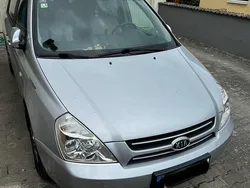Silber Gebraucht 2007 Kia Carnival Van / Kleinbus | 6.250 € (Teuer)