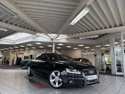 Phantomschwarz perleffekt Gebraucht 2010 Audi A5 S-Line Coupé | 15.950 € (Teuer)