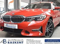 Rot Gebraucht 2021 BMW 320 Luxury Line Limousine | 27.490 € (Guter Preis)