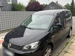 Schwarz Gebraucht 2013 VW Caddy Maxi Van / Kleinbus | 11.900 € (Etwas zu teuer)