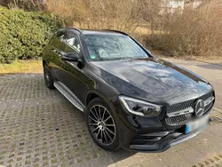 Schwarz Gebraucht 2019 Mercedes GLC300 Night SUV | 39.999 €