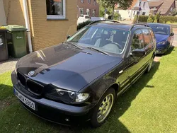 Schwarz Gebraucht 2004 BMW 316 Kombi | 750 € (Superpreis)