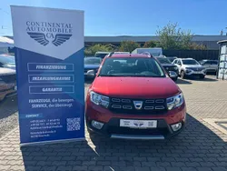 Orange Gebraucht 2018 Dacia Logan MCV Stepway Kombi | 9.999 € (Fairer Preis)